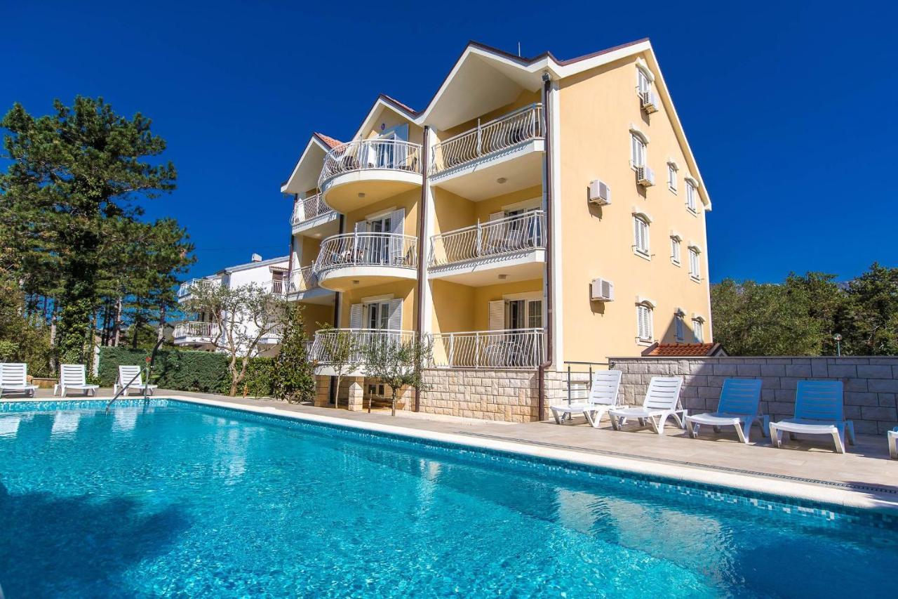 Apartments With A Swimming Pool Jadranovo, Crikvenica - 3238 Exterior foto